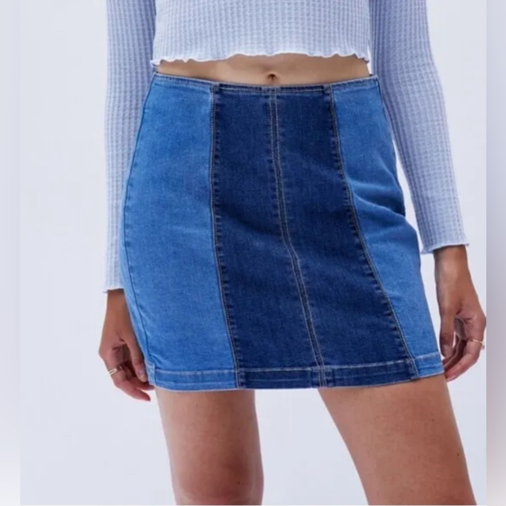 PACSUN Dual Blue Panel Denim Mini Skirt Size 24